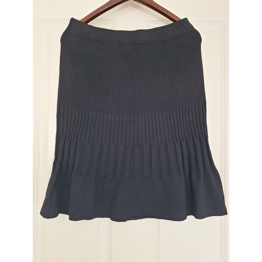 ST. JOHN EVENING vintage knit midi skirt size 4 black EUC Look new lined pleated